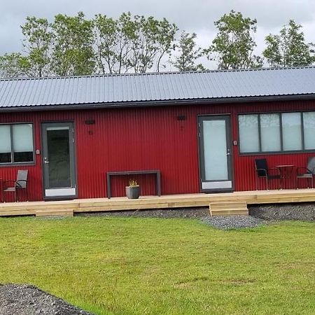 Luxury studio apartment. Brand new&well furnished luxury studio apartment for two 30 km from Kirkjubæjarklaustur! Perfect place to stay at right between Black beach&Jökulsárlón. Exterior foto